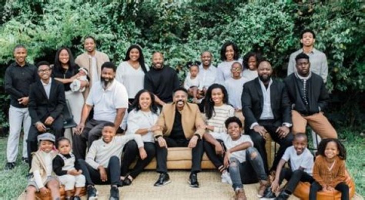 Akbar Gbajabiamila's Wife Chrystal: Uncovering Her Ethnicity and Family Life