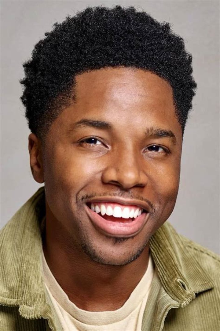Denny Love Height: What We Know About the Actor's Stature