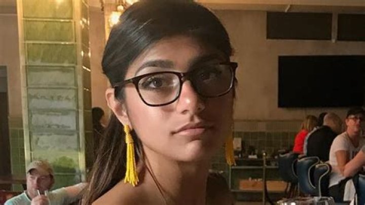 Explore: Mia Khalifa - News, Pics & Latest Updates