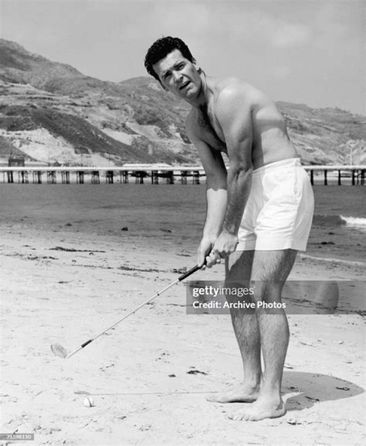 Exploring the Enduring Appeal of James Garner: A Look at a Hollywood Legend