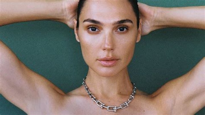 Gal Gadot Erotic Pics & Videos: See Them Now on Erome!