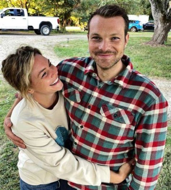 Is Eloise Mumford Married? Unpacking Her Relationship Status