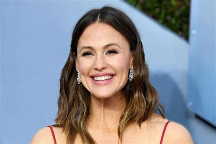 Is James Garner Related to Jennifer Garner? Clearing Up a Common Hollywood Question