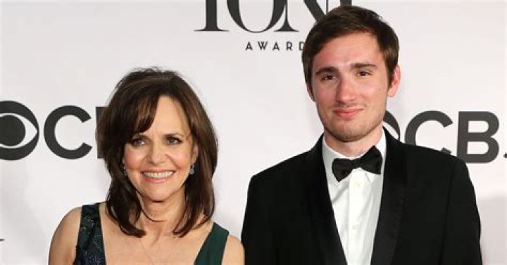 Sally Field's Husbands: A Look Back