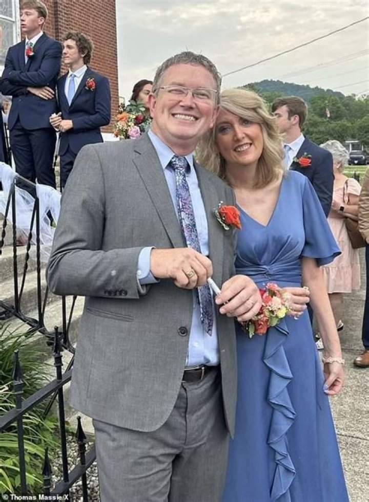 Thomas Massie Wife Autopsy: Unpacking Recent Events and the Family's Request for Respect